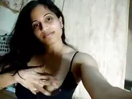 Nhỏ titted Babe là sự nịnh hót cứng tinh ranh phim sexphude