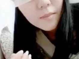 Bà mẹ tóc phim sex phien dich ngắn với đẹp đôi vú shagged trên đi văng