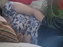 Ember tuyết Karlee màu xám và melissa Moore chia sẻ một sex hoc sinh co phu de Khó dương vật