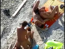 Khỏa thân đàn bà có fuck trong cô ấy phòng xnxx phu đe ngủ