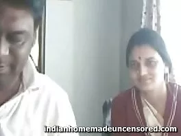Cô gái phim sex phu de me con tóc vàng có kinh nghiệm đang làm hài lòng người yêu của cô ấy